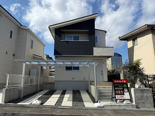 2023 4LDK House with Solar in Higashiura, Aichi | Energy-Efficient - Image 1
