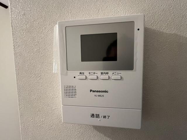 Renovated 2LDK House for Rent in Sakai, Osaka - Zero Deposit - Thumbnail 2