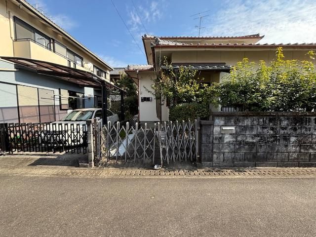 Used 4LDK Detached House in Kochi City, 109.77 sqm - Thumbnail 4