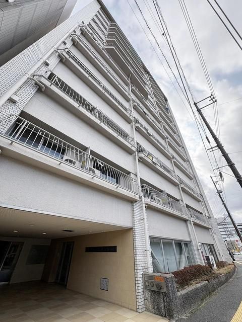 One-Room Apartment for Sale in Nishi-Hiroshima, Hiroshima - Thumbnail 2
