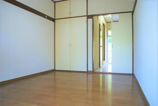 1K Apartment for Rent in Katsuura, Chiba - Near Bubara Coast - Thumbnail 4