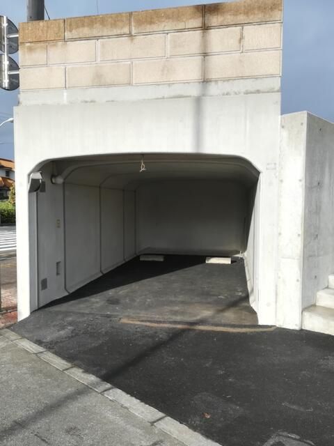 Residential Land for Sale in Akiruno City, Tokyo - 365.55 sqm Corner Lot - Thumbnail 4