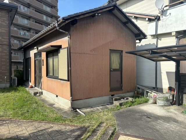 6SLDK Sekisui Heim Steel Home with Solar in Nagoya - Thumbnail 2