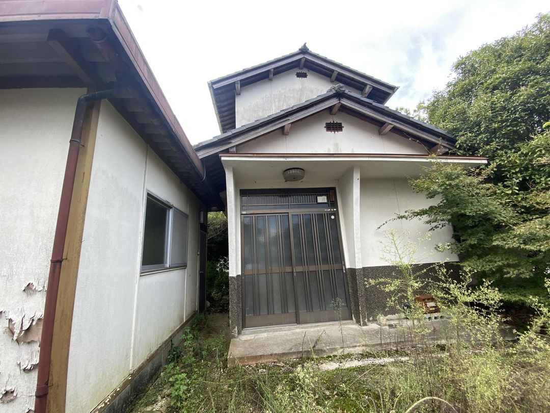 Renovated 6DK House for Sale on 264 sqm Land in Okayama - Thumbnail 2