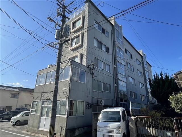 Renovated 3DK Apartment for Sale in Beppu, Oita - Thumbnail 3