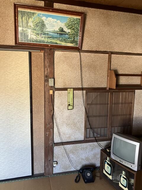 2M Yen Showa-Era House with Garden in Tateyama, Chiba - Thumbnail 4