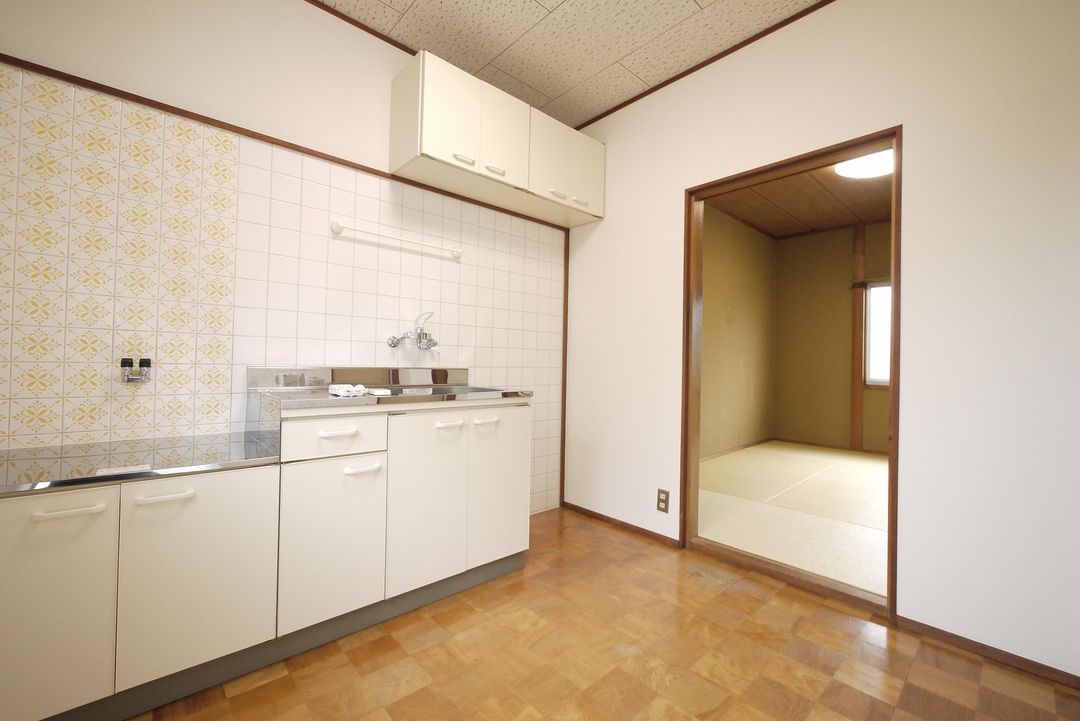 1DK Apartment for Rent in Okayama City Kita Ward - No Deposit - Thumbnail 2