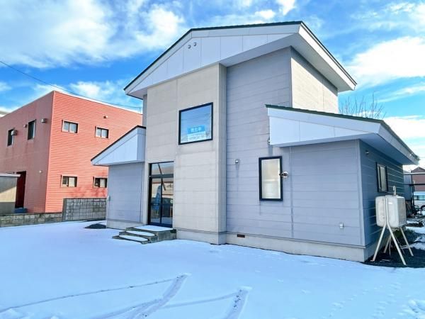 Renovated 4LDK House for Sale in Abashiri, Hokkaido - Thumbnail 3