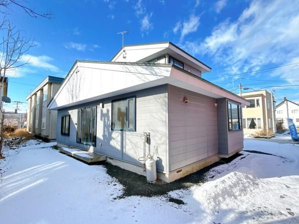 Renovated 4LDK House for Sale in Abashiri, Hokkaido - Thumbnail 2