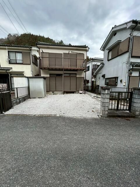 4LDK Detached House with Garden in Hanno, Saitama - Thumbnail 2