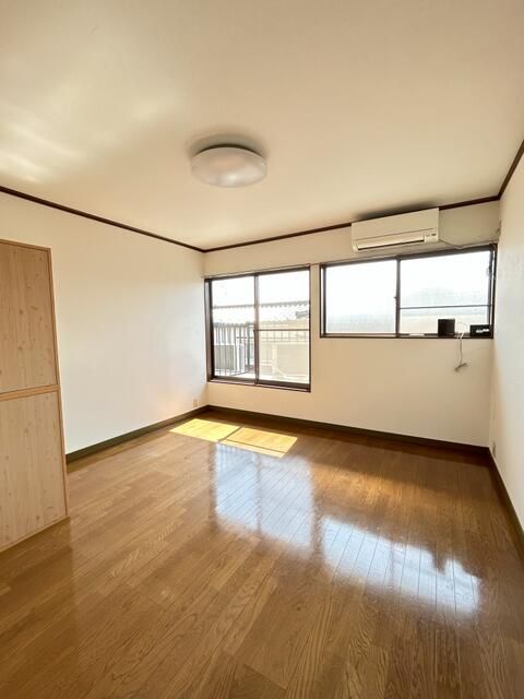 1K Apartment for Rent in Kofu, Yamanashi - 28.9 sqm, No Key Money - Thumbnail 3