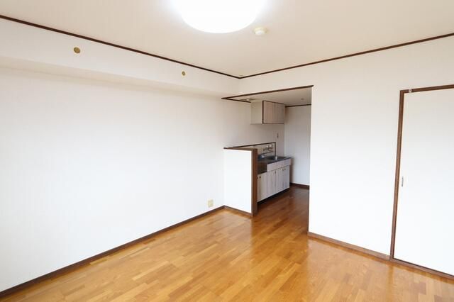 Kagoshima City 1R Apartment with Sakurajima View for 2.1M Yen - Thumbnail 4