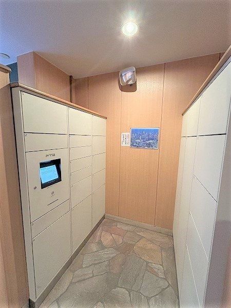 2LDK Renovated Apartment in Koto-ku Tokyo - Thumbnail 4