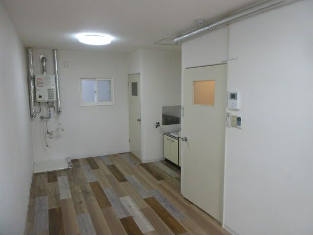 1DK Apartment for Rent in Atsubetsu, Sapporo - Thumbnail 2