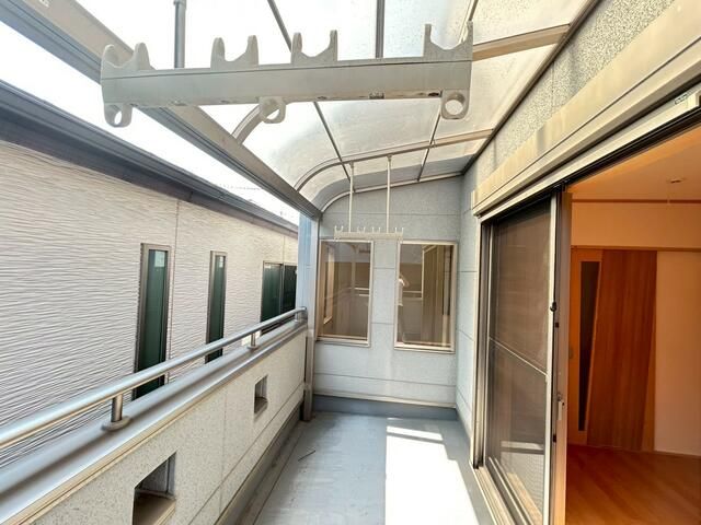 4LDK Detached House with Open Ceiling in Kishiwada, Osaka - Thumbnail 3
