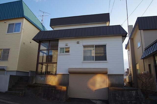 3LDK Investment House for Sale in Sapporo's Toyohira Ward - Thumbnail 3