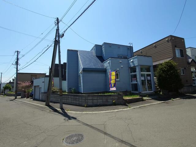 3LDK Corner Lot House in Sapporo's Kiyota Ward | 998万 Yen - Thumbnail 3