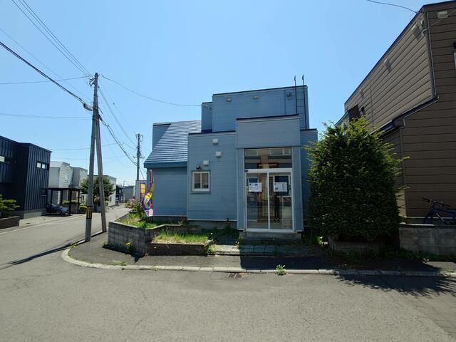 3LDK Corner Lot House in Sapporo's Kiyota Ward | 998万 Yen - Thumbnail 2