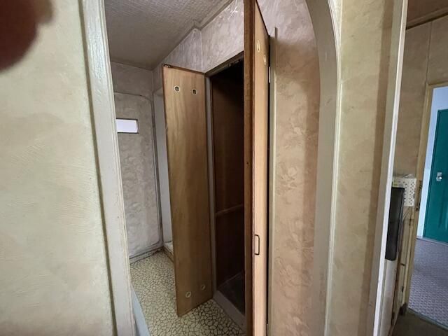 4DK Apartment for Sale in Kakogawa, Hyogo - Dual-Aspect Balcony - Thumbnail 3