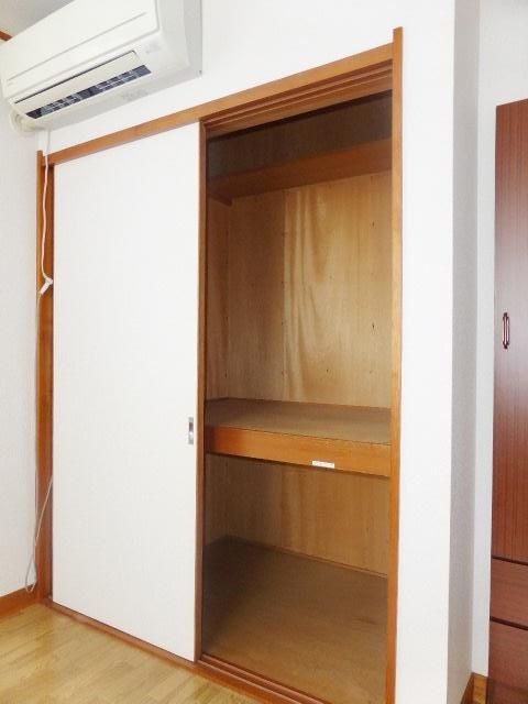 1K Apartment for Rent in Nagano City near Nagano Station - Thumbnail 2