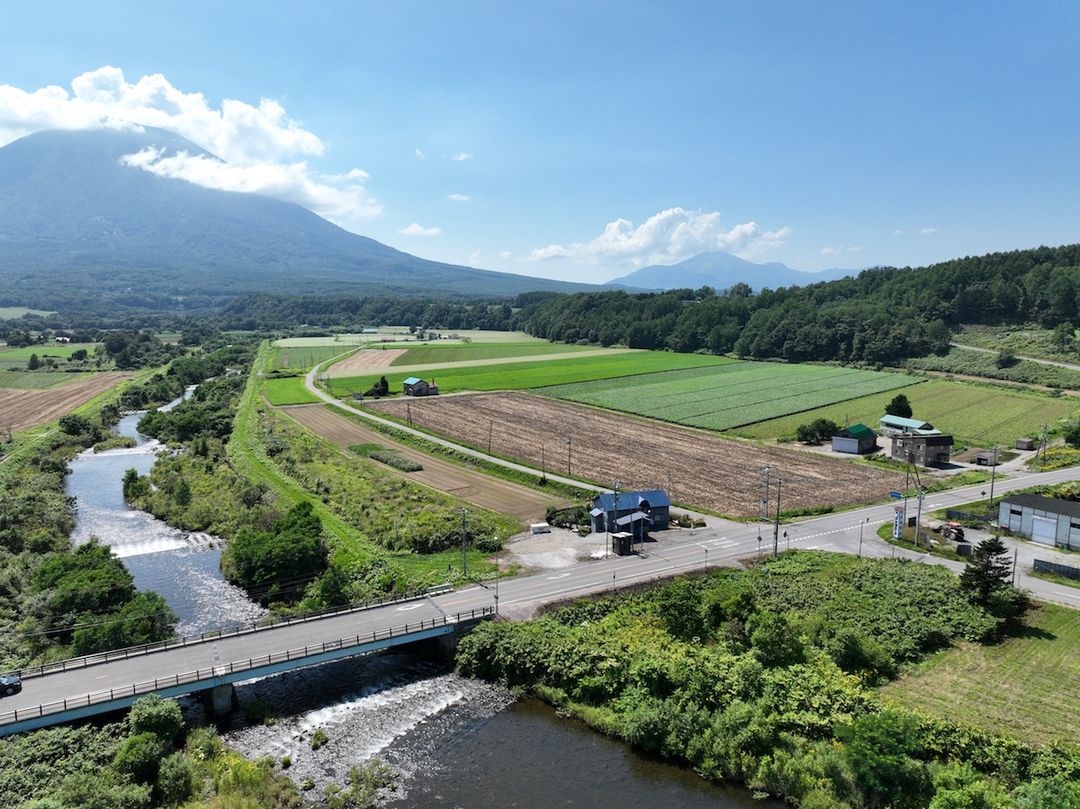 Kyogoku RiverSide Land for Sale in Hokkaido - 1,275sqm Plot - Thumbnail 3