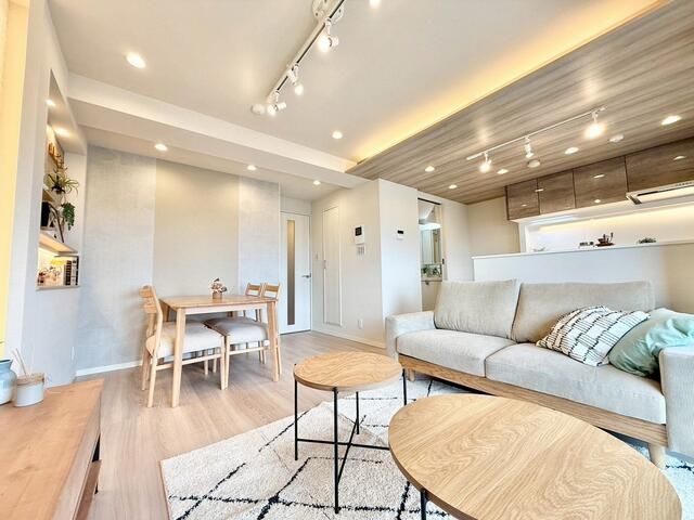 Renovated 3LDK Apartment for Sale in Ota Ward, Tokyo - Thumbnail 2