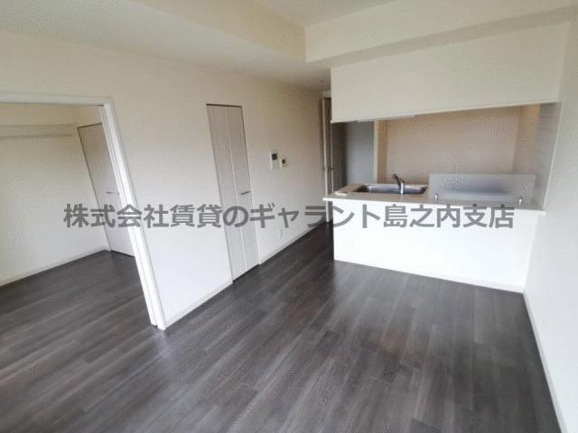 2LDK Apartment for Sale in Matsuyamachi, Central Osaka - Thumbnail 3