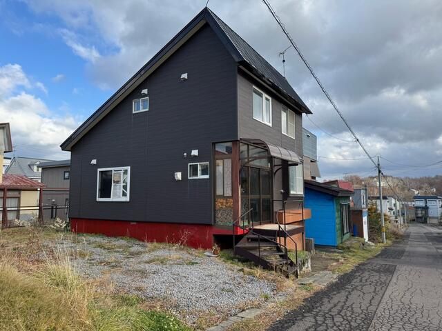 3SLDK House on 198 sqm Land in Yoichi, Hokkaido - 2.3M Yen - Thumbnail 3