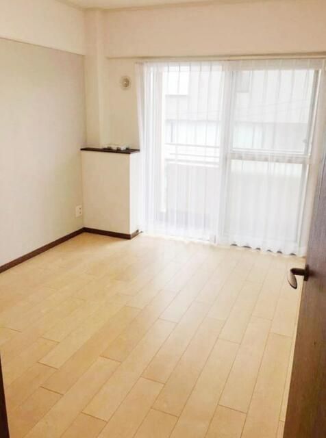 Renovated 3DK Apartment near Shinkoiwa Station, Tokyo - Thumbnail 3