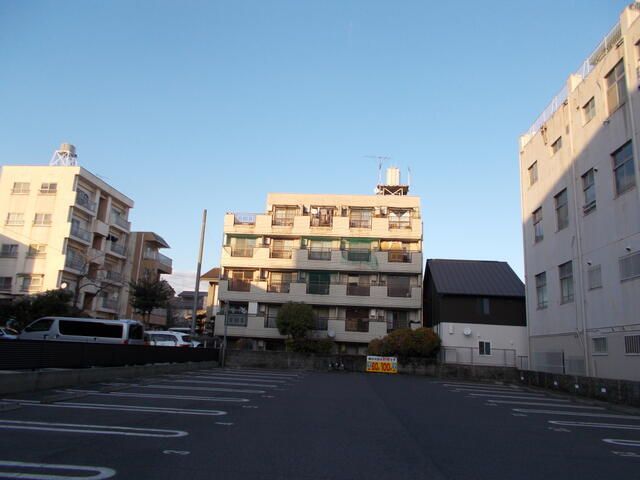 1985 1R Apartment for Sale in Kagoshima's Shiroyama-cho, 9.42% Yield - Thumbnail 2