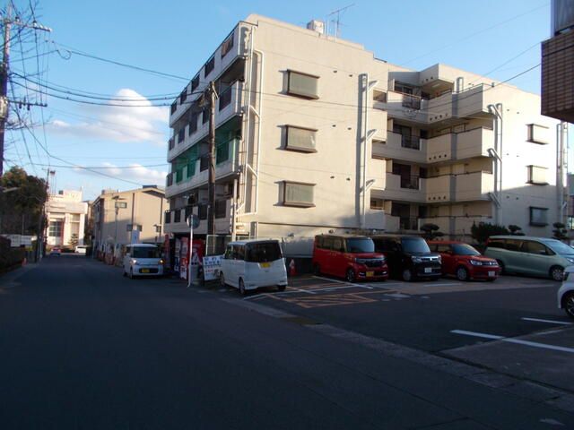 1985 1R Apartment for Sale in Kagoshima's Shiroyama-cho, 9.42% Yield - Thumbnail 3