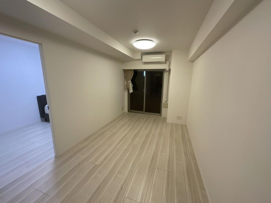 1LDK Apartment for Sale in Nakano, Tokyo - 3 Min to Shin-Nakano Stn - Thumbnail 3