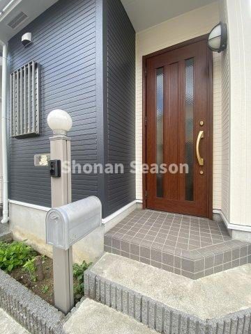 Renovated 3LDK Detached House for Sale in Atsugi, Kanagawa - Image 1