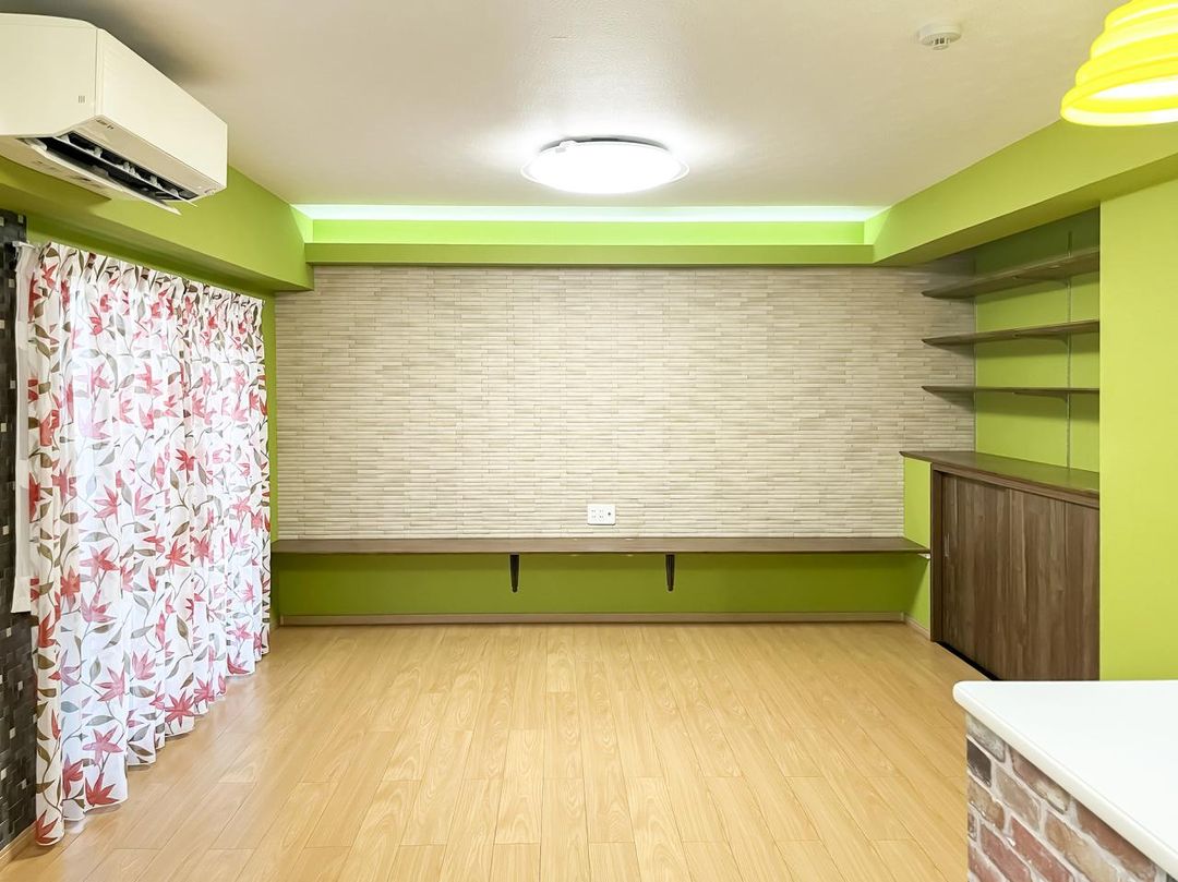 Renovated 1SLDK Apartment for Sale in Takatsuki, Osaka - Thumbnail 2