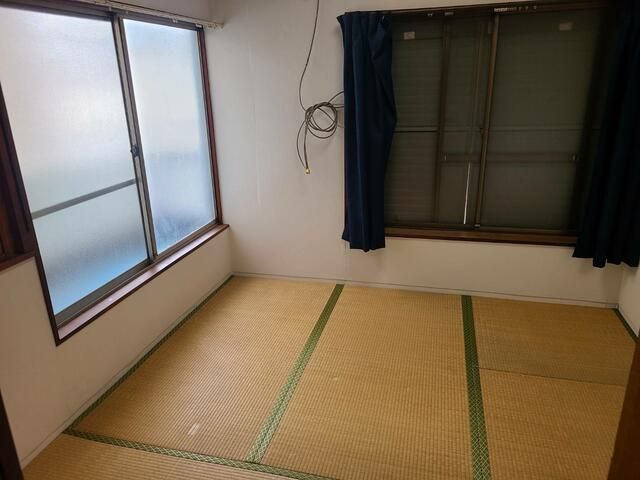 4DK Detached House for Rent in Sakai, Osaka - No Deposit - Thumbnail 3