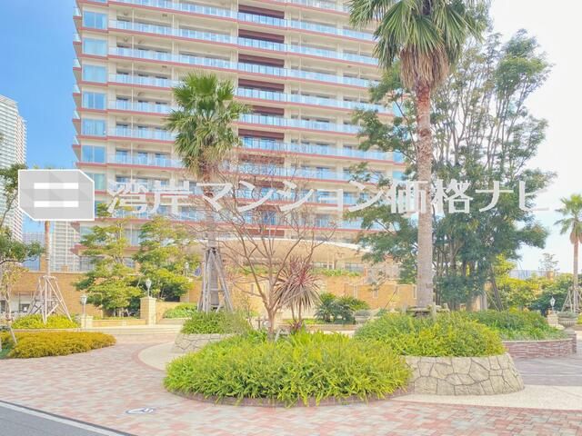 3LDK Apartment in Park Tower Harumi, Tokyo - 27th Floor - Thumbnail 3