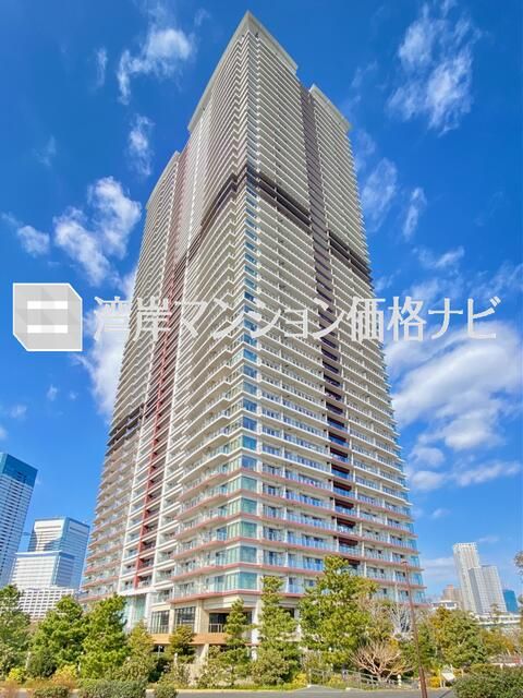 3LDK Apartment in Park Tower Harumi, Tokyo - 27th Floor - Thumbnail 2
