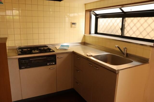 4LDK Detached House in Quiet Kawasaki Neighborhood | 2100万 Yen - Thumbnail 4