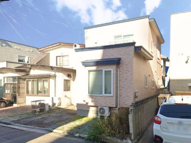 4LDK House for Sale in Hakodate, Hokkaido with Sea Access - Thumbnail 2