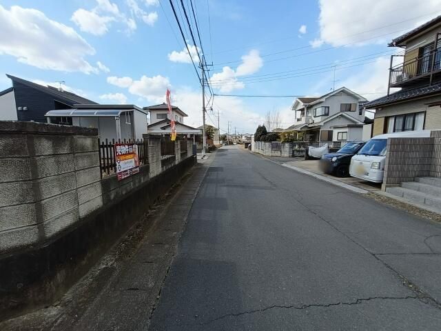 6DK Pre-owned House in Shiroi Town, Ibaraki - 136m² - Thumbnail 3