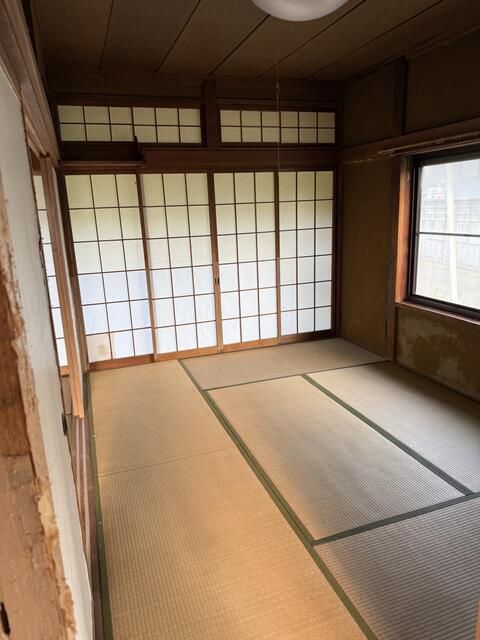 2DK Detached House for Sale on 277 sqm Land in Niigata's Nishikan Ward - Thumbnail 4