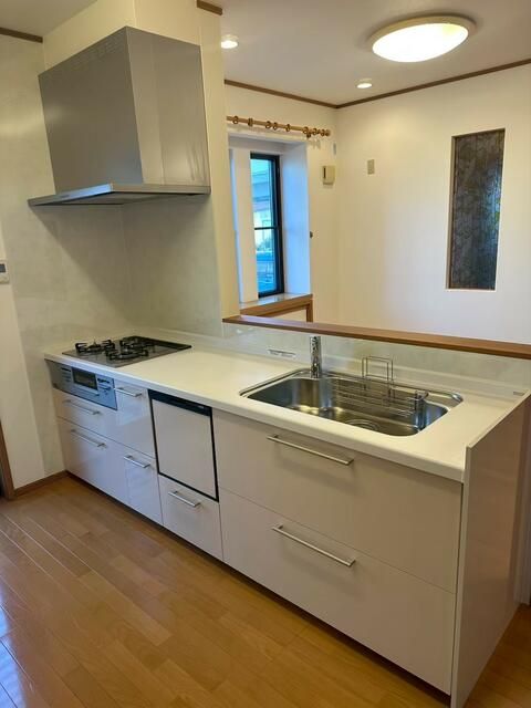 5LDK House for Sale in Toyota City with Recent Renovations - Thumbnail 2