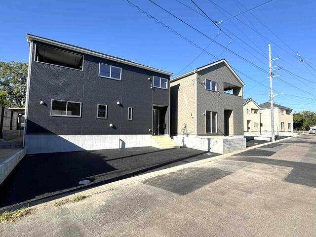 New 3SLDK House for Sale in Inuyama, Aichi - 12 Min Walk to Station - Thumbnail 3