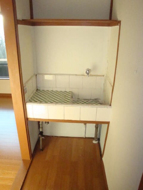 Compact 1R Apartment for Rent in Oji Honcho, Kita Ward, Tokyo - Thumbnail 4