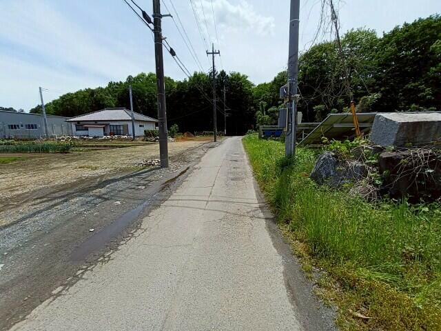 Used House with Large Warehouse in Sakura City, Ibaraki - Thumbnail 3
