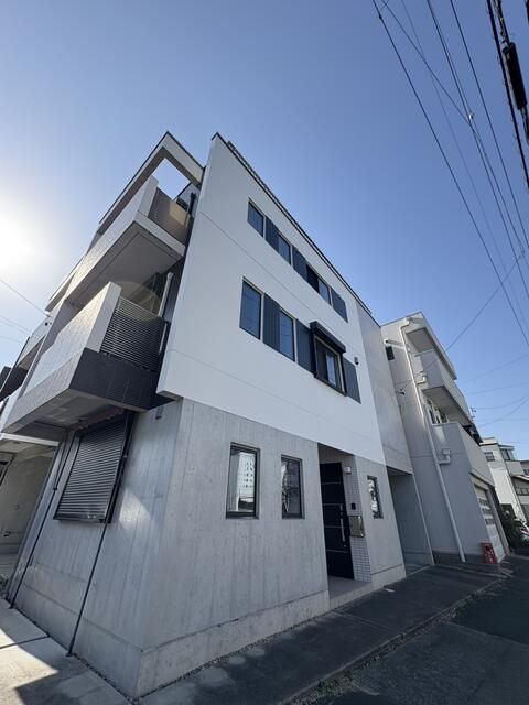 2017-Built 4LDK House for Sale in Toyohashi, Aichi - Thumbnail 2