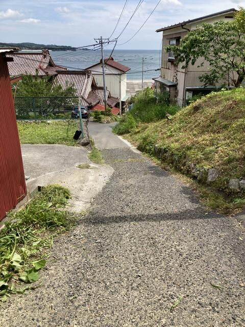 4LDK Resale House in Kesennuma, Miyagi with Ocean View - Thumbnail 4