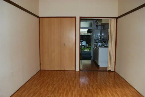1K Apartment for Rent in Katsuura, Chiba - Near Katsuura Station - Thumbnail 4