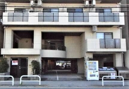 1K Apartment for Rent in Moriguchi, Osaka - No Key Money - Thumbnail 4