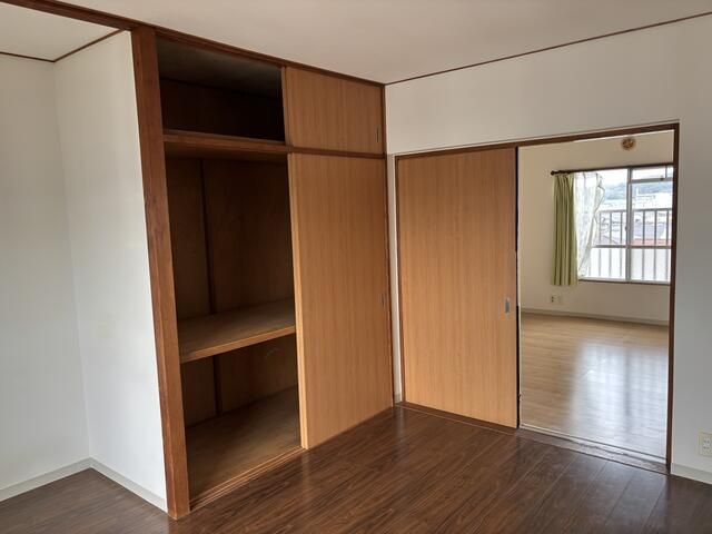 3LDK Apartment for Sale Near Kashihara Jingu Shrine, Nara - Thumbnail 3